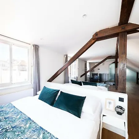 Apartament Boris' Charles Bridge Praga